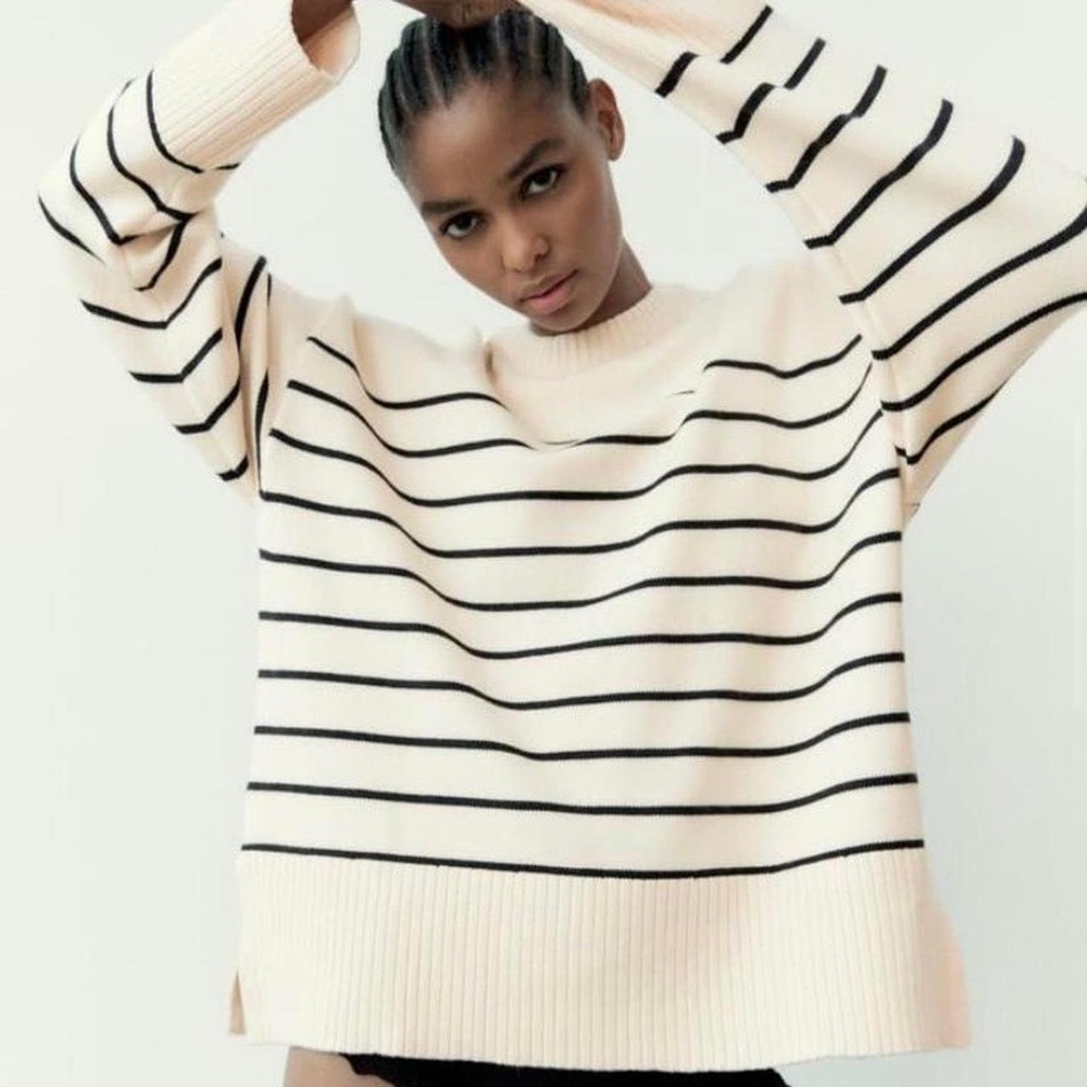 ZARA Nautical-Inspired Cream & Black Oversized Crew Neck Sweater/SIZE: Small